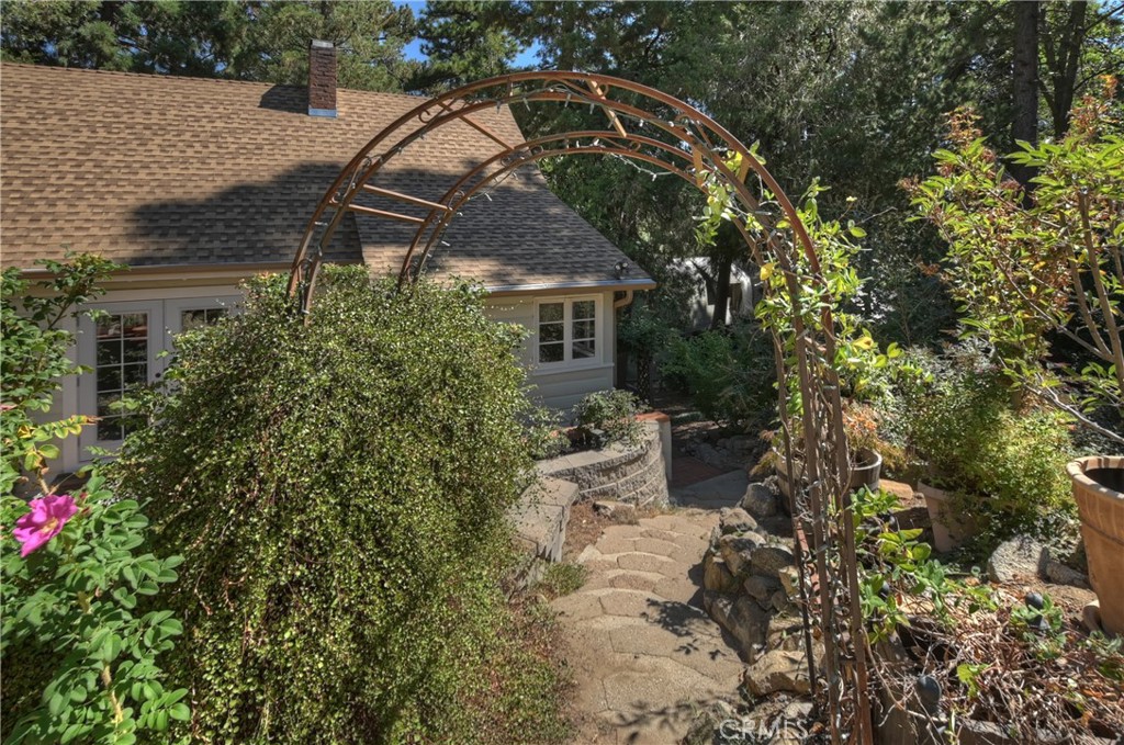 22911 Crest Forest Drive Property Photo 28