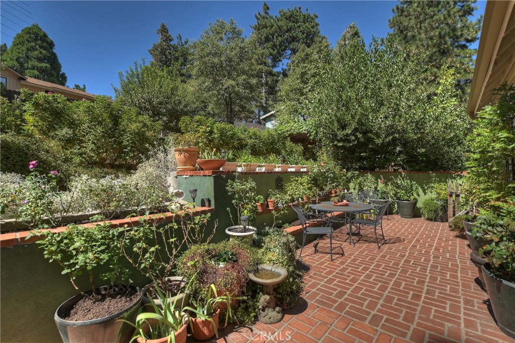 22911 Crest Forest Drive Property Photo 29