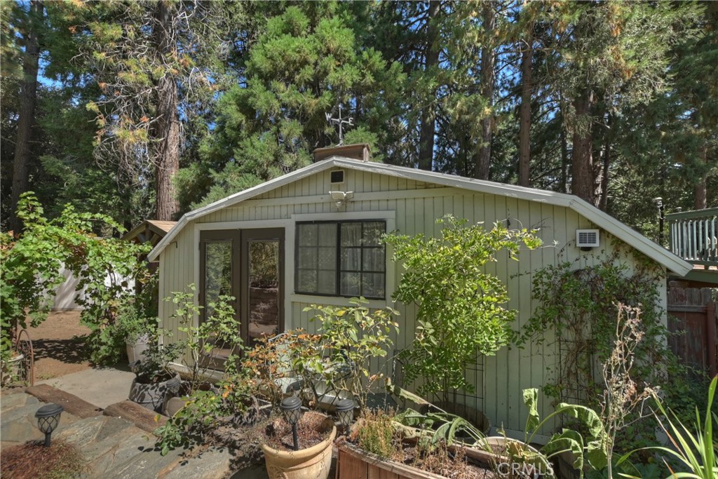 22911 Crest Forest Drive Property Photo 32