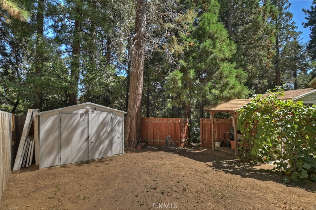 22911 Crest Forest Drive Property Photo 36
