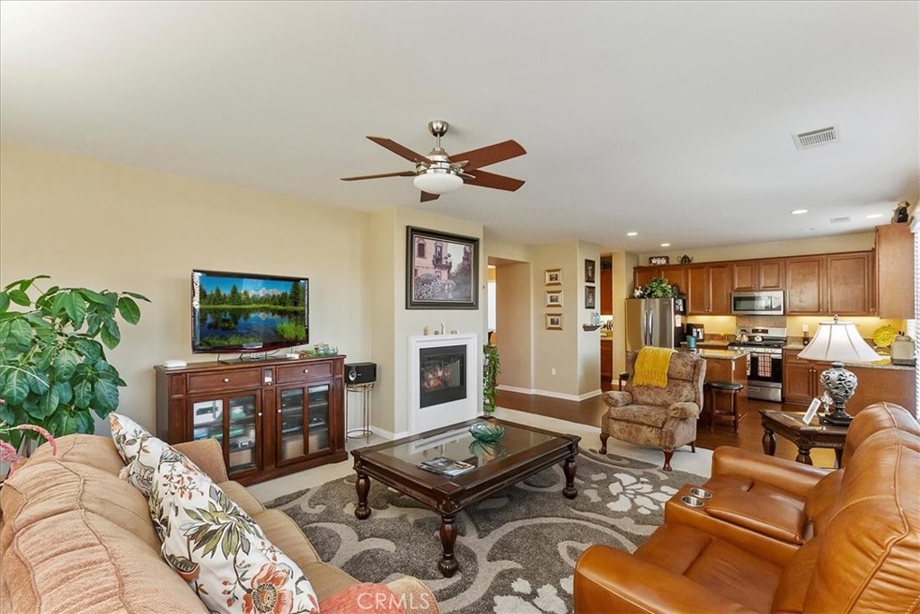310 Shining Rock Property Photo 11