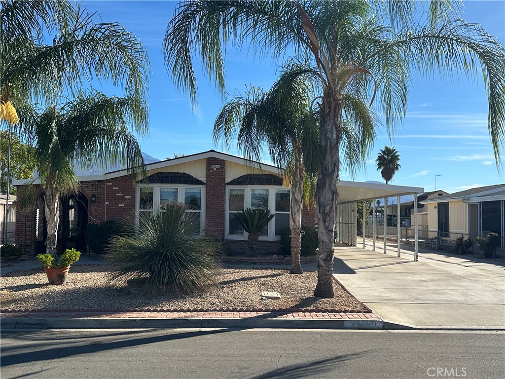 25140 W Posey Drive Property Photo 1