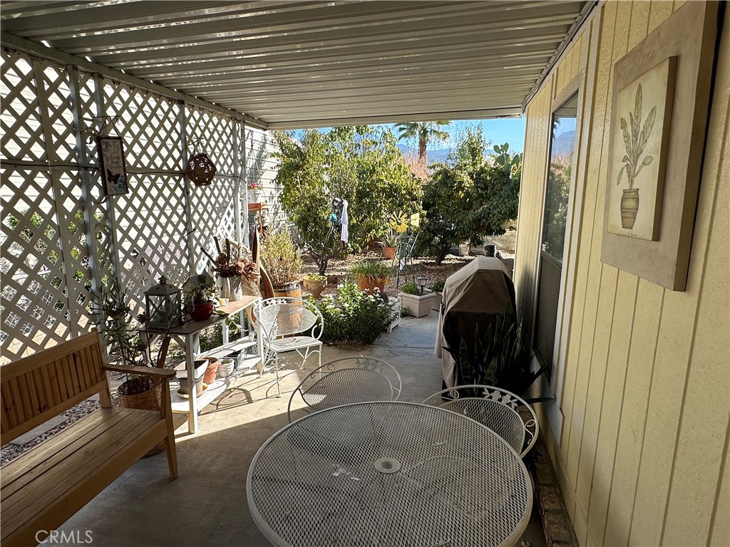 25140 W Posey Drive Property Photo 6