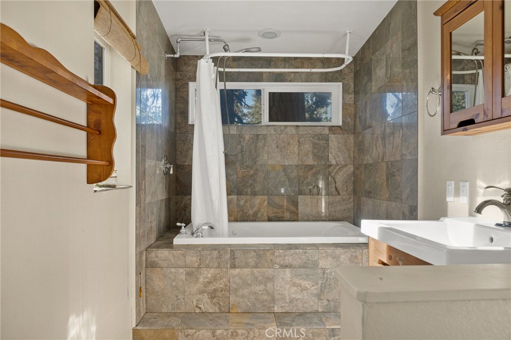 2616 Secret Drive Property Photo 14