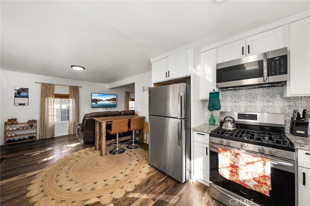 1130 Webster Street Property Photo 6