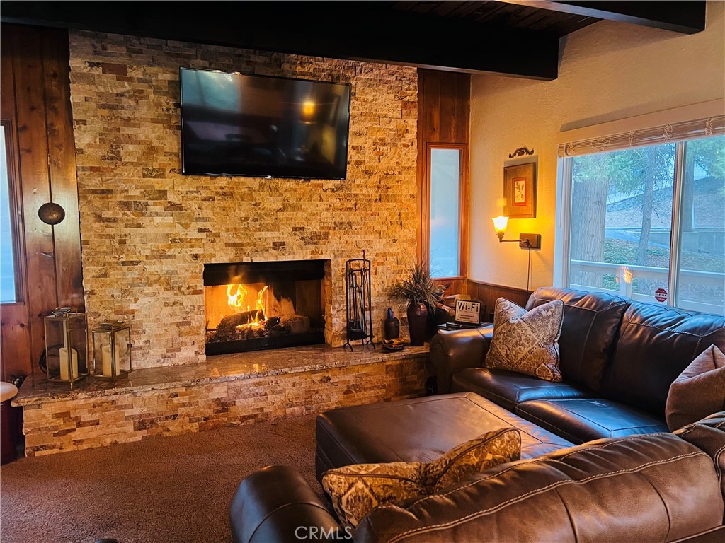 1213 Jungfrau Drive Property Photo 4