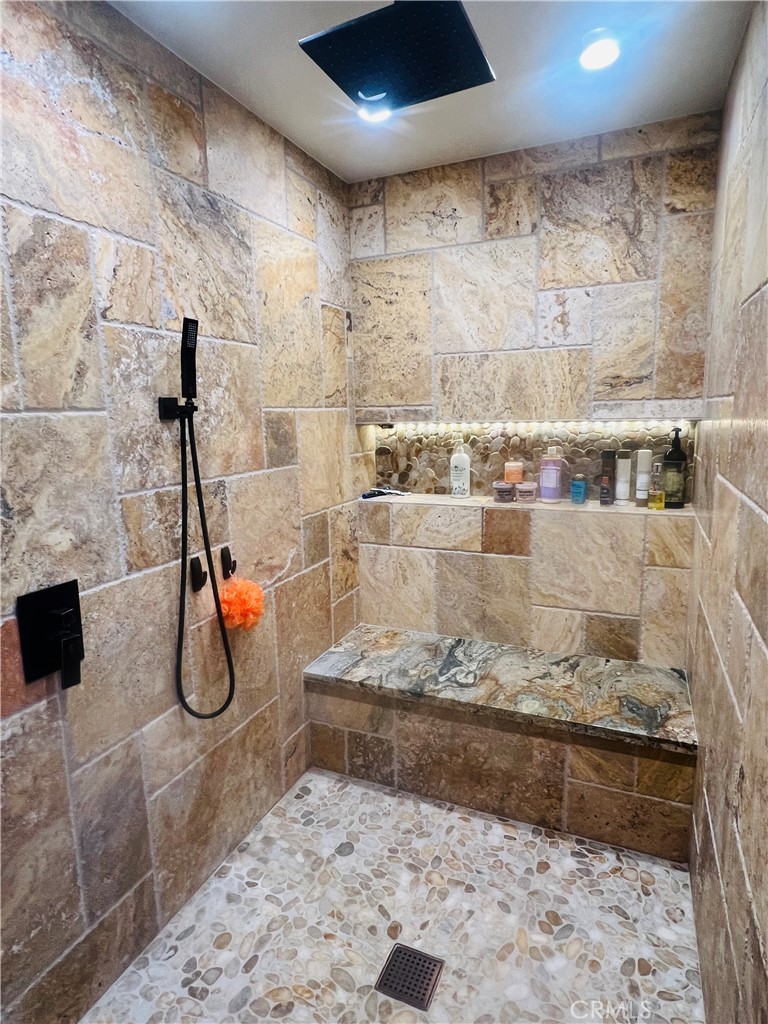 1213 Jungfrau Drive Property Photo 11