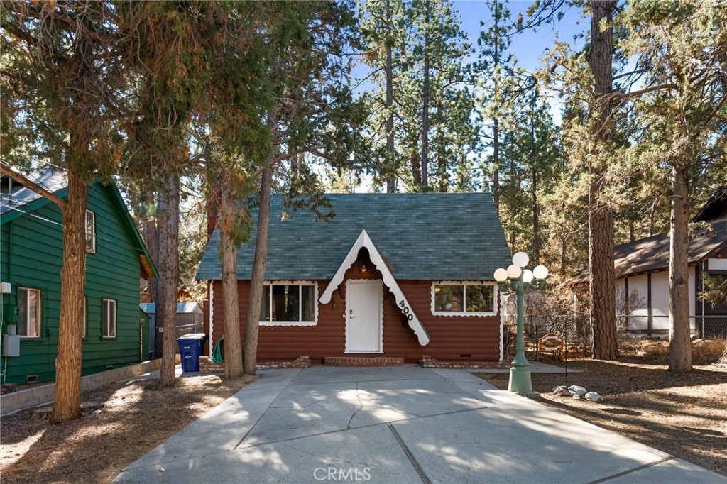 400 Shakespeare Lane Property Photo 14