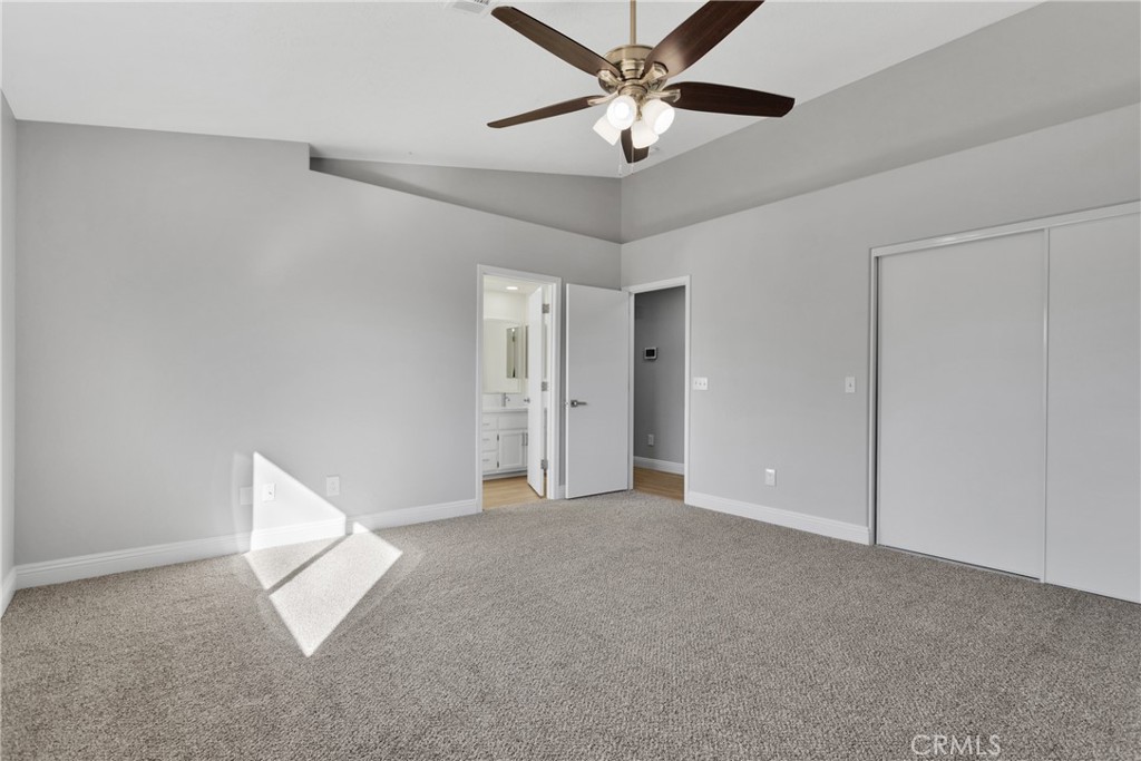 9986 Hemlock Avenue Property Photo 22