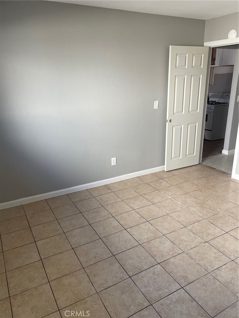 24238 Postal Avenue Property Photo 14