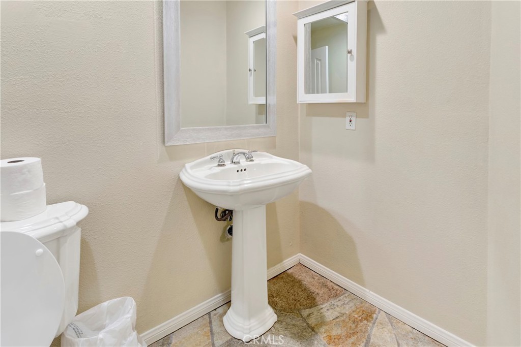 288 N Fairway Drive Property Photo 32