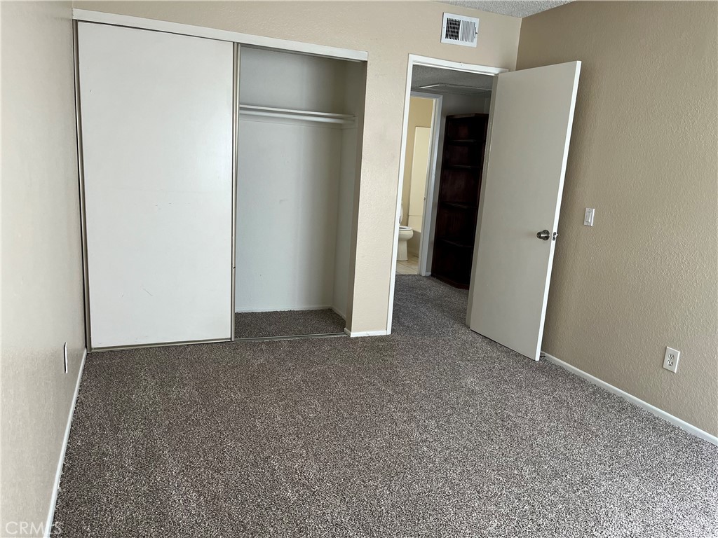 8350 Spring Desert Place E Property Photo 16