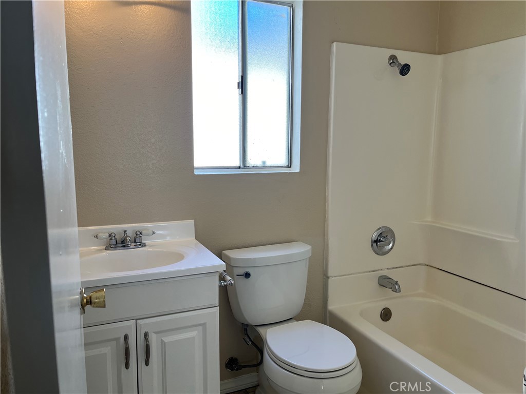 8350 Spring Desert Place E Property Photo 17