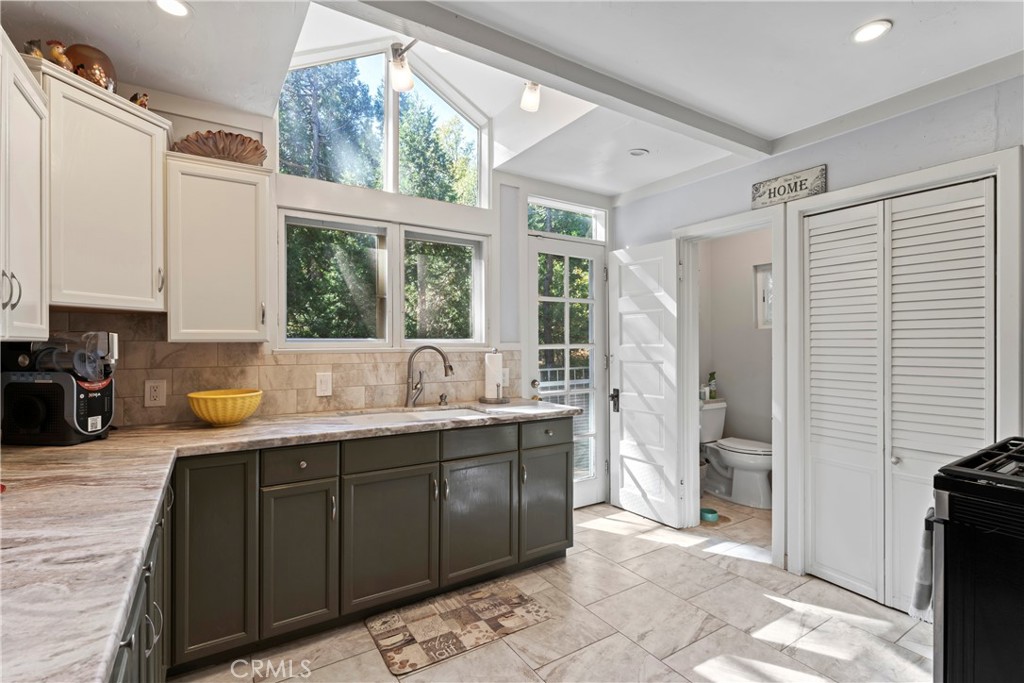 27255 Little Bear Road Property Photo 14