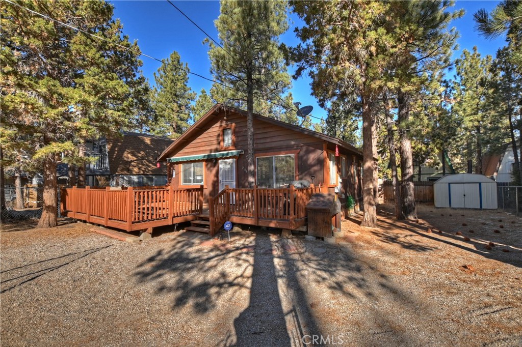 2063 8th Lane Property Photo 2