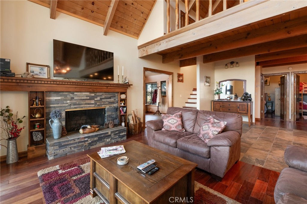 1265 Balsam Drive Property Photo 12