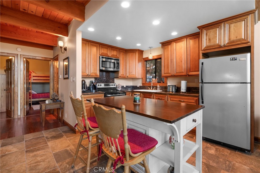 1265 Balsam Drive Property Photo 14