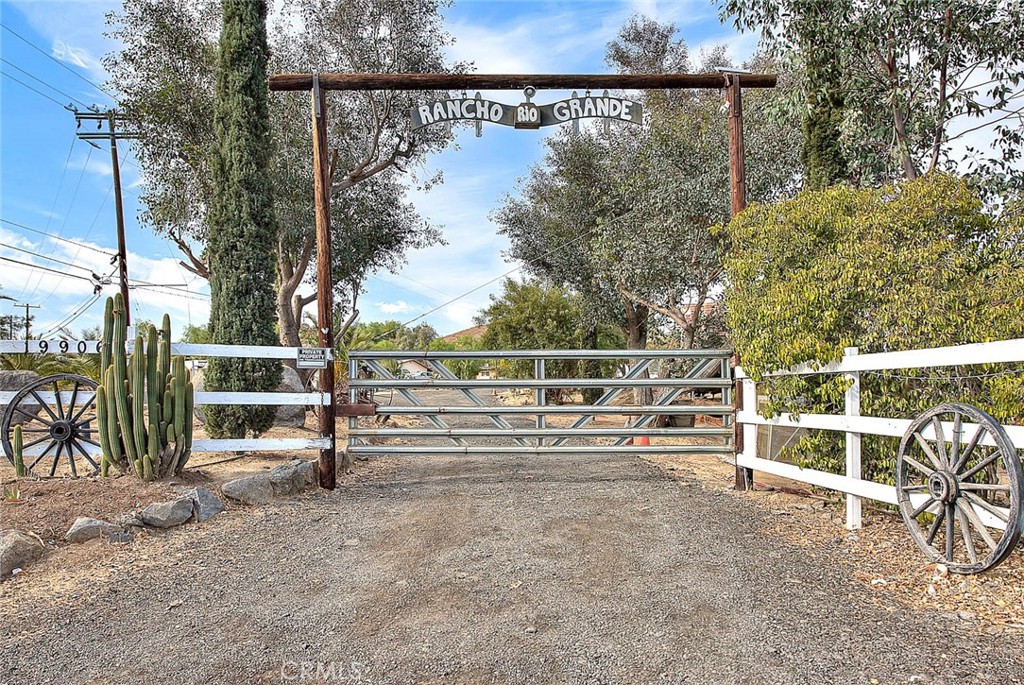 19906 Santa Rosa Mine Road Property Photo