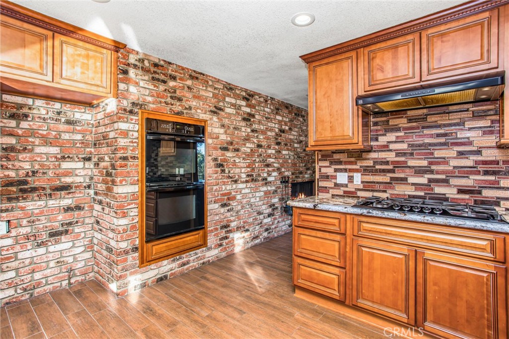 37095 Oak View Road Property Photo 22
