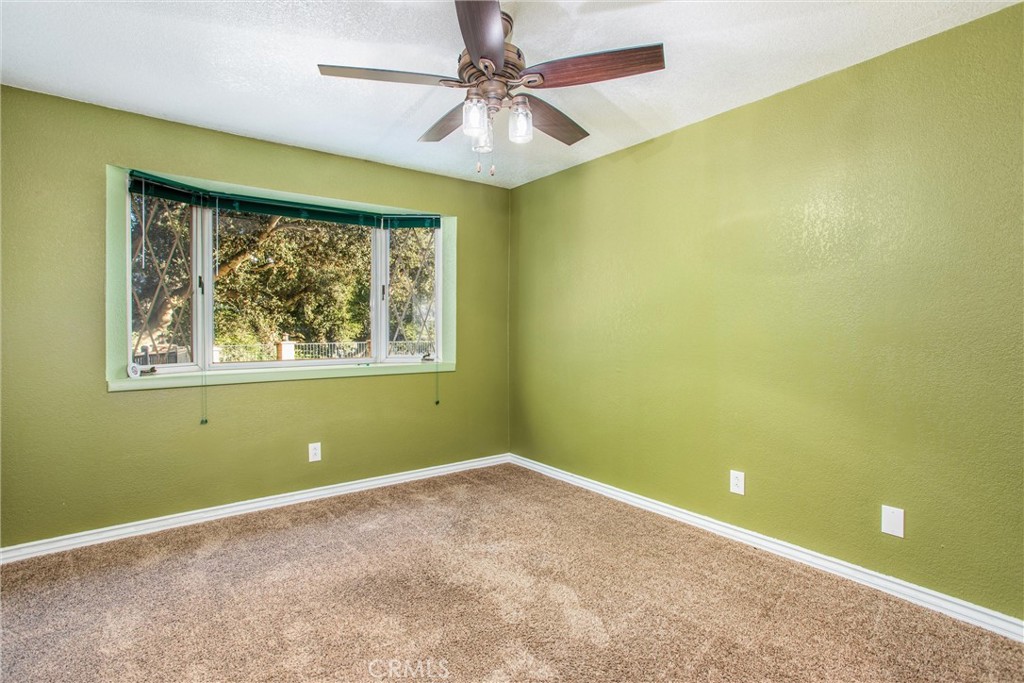 37095 Oak View Road Property Photo 26