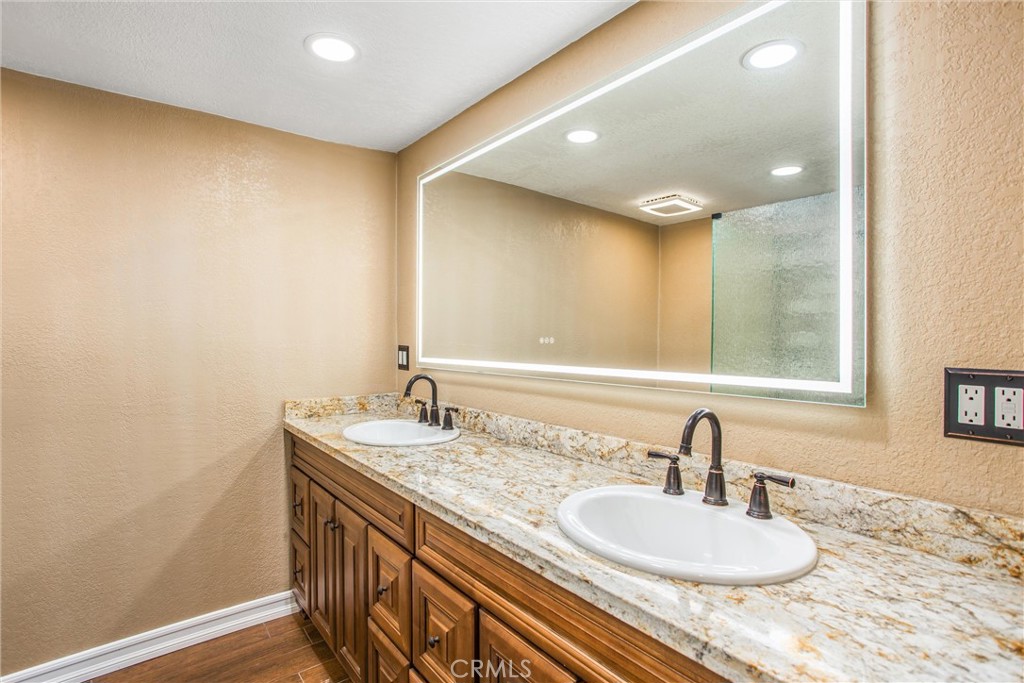 37095 Oak View Road Property Photo 27