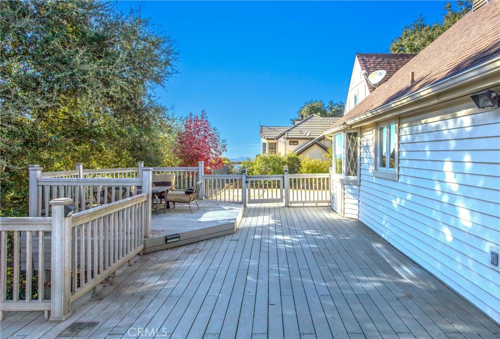 37095 Oak View Road Property Photo 54