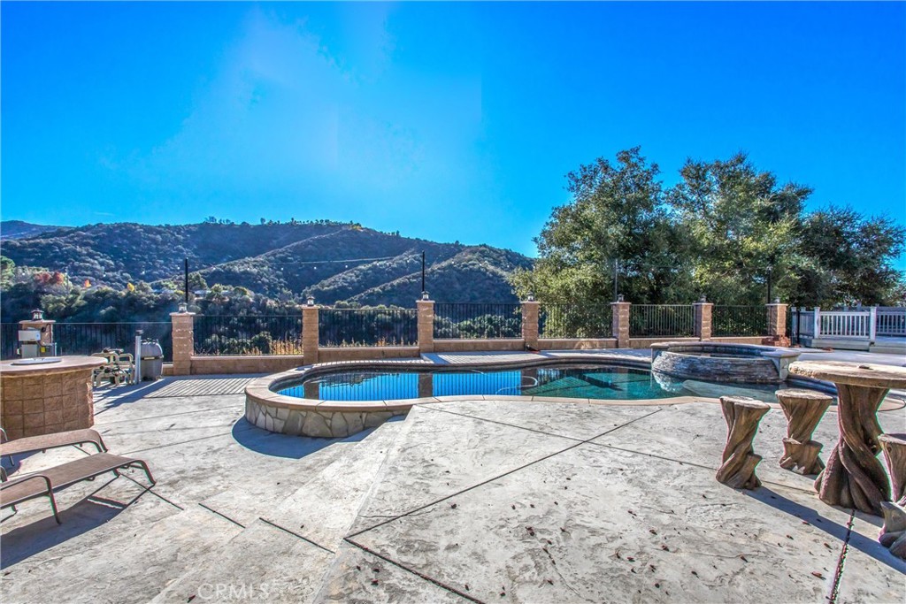 37095 Oak View Road Property Photo 59