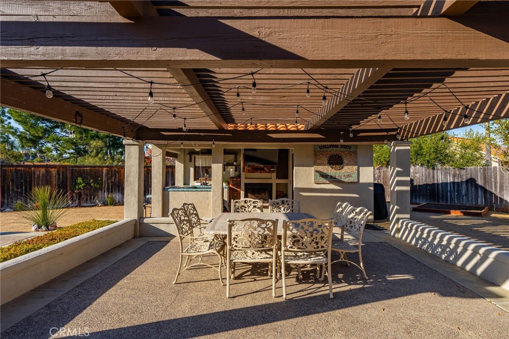 39998 Stamos Court Property Photo 45