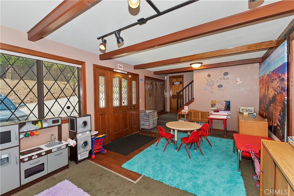 24028 Lake Drive Property Photo 10