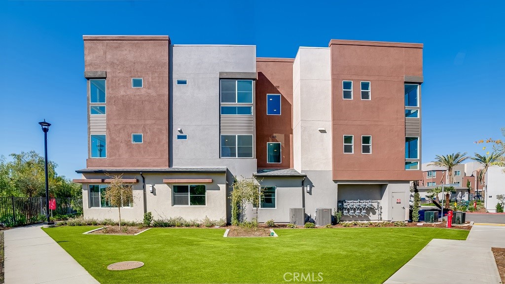 4100 E Circle Paseo 101 Property Photo 1