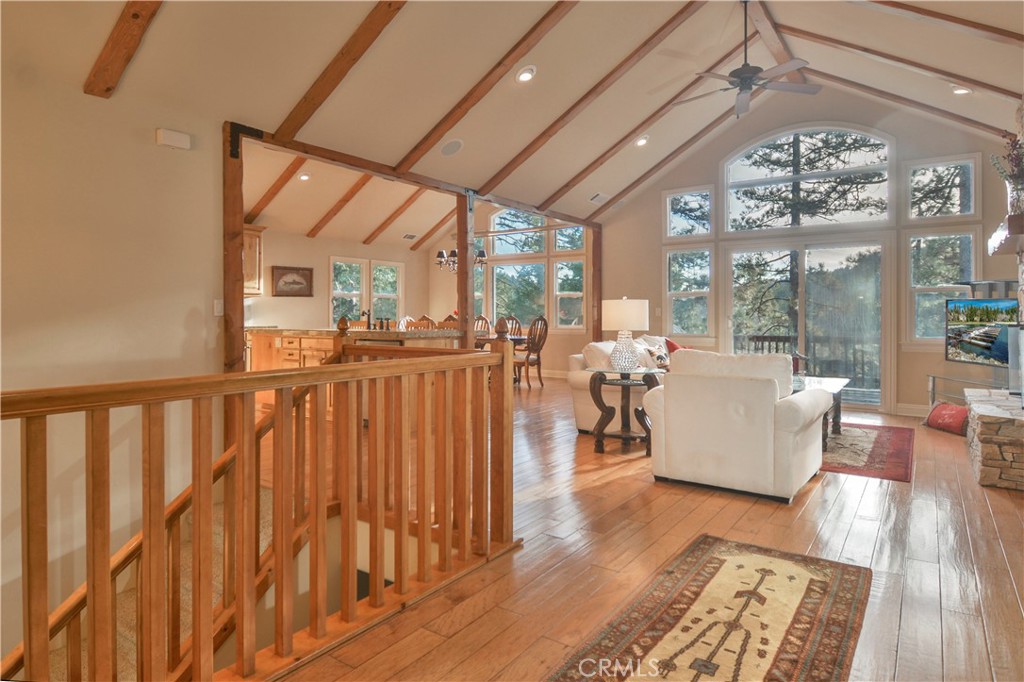 173 Grizzly Road Property Photo 5