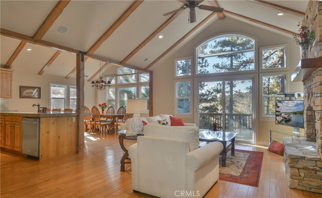 173 Grizzly Road Property Photo 7