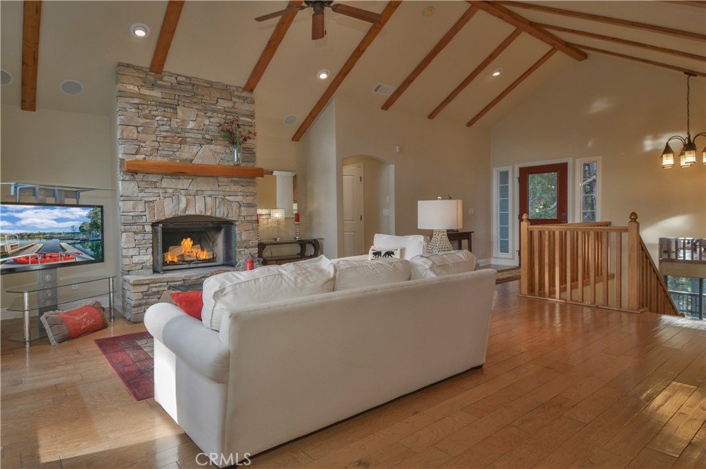 173 Grizzly Road Property Photo 8