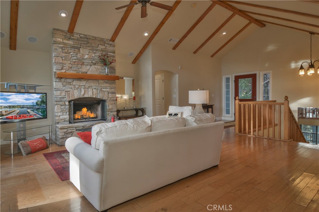 173 Grizzly Road Property Photo 8
