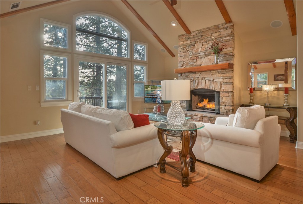 173 Grizzly Road Property Photo 9