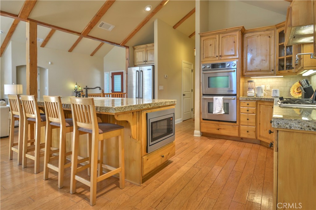 173 Grizzly Road Property Photo 16