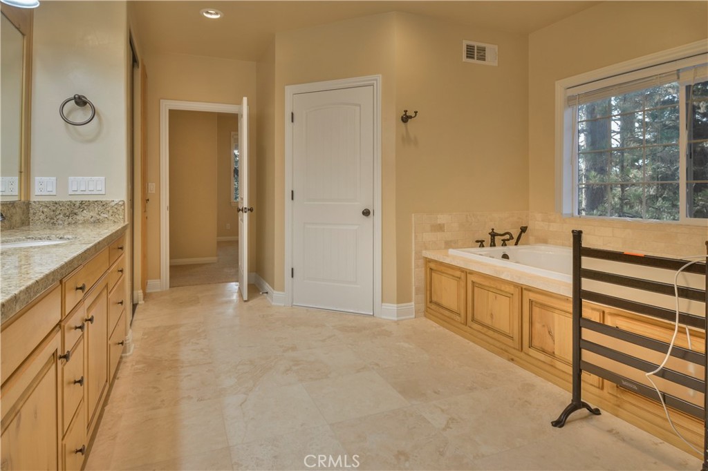 173 Grizzly Road Property Photo 36