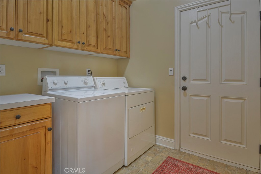 173 Grizzly Road Property Photo 39
