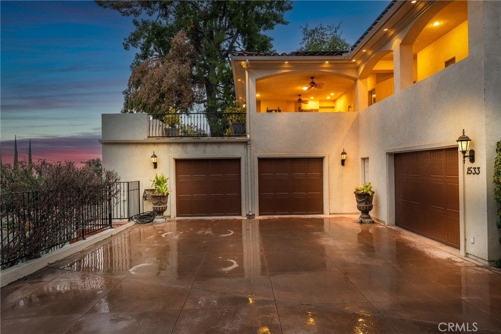 1533 Serpentine Drive Property Photo 4