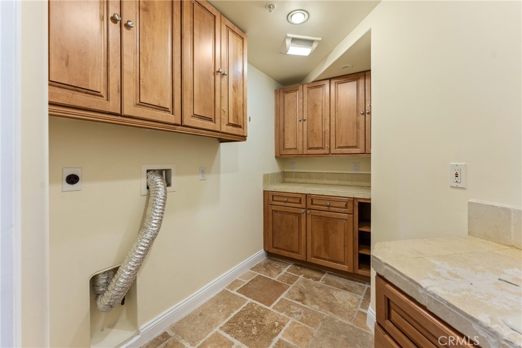 1533 Serpentine Drive Property Photo 59