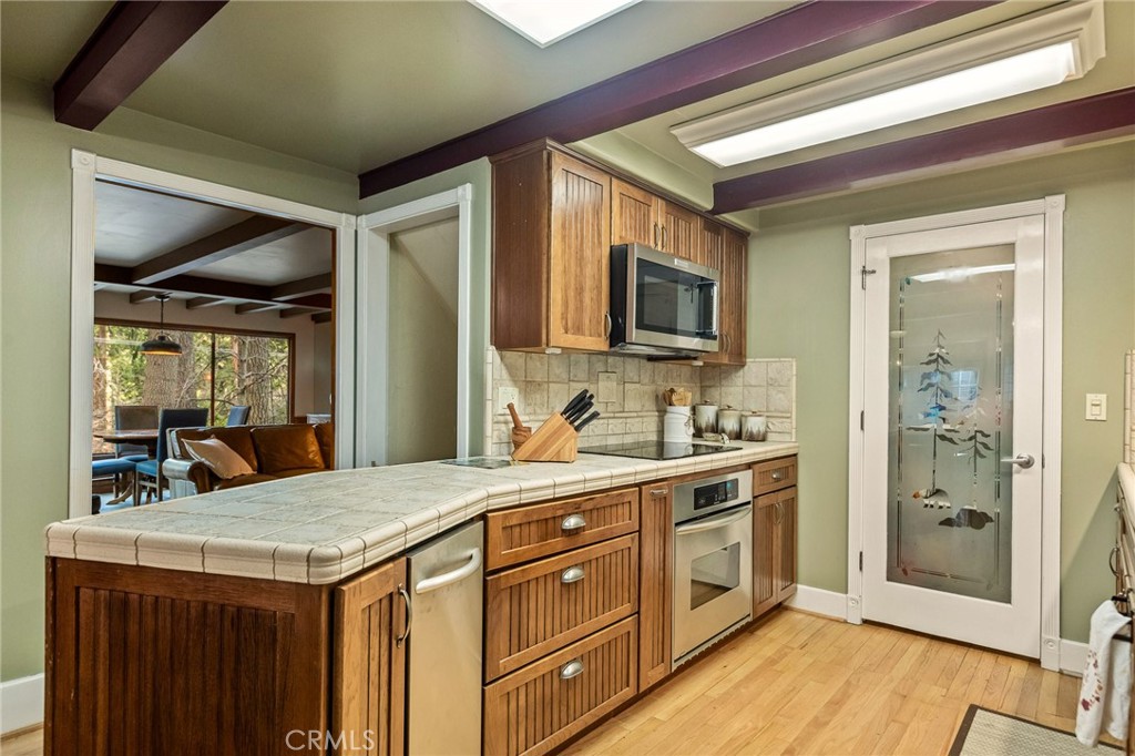 801 Kuffel Canyon Road Property Photo 15
