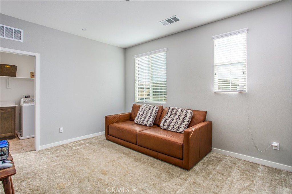 35232 Zachary Way Property Photo 14