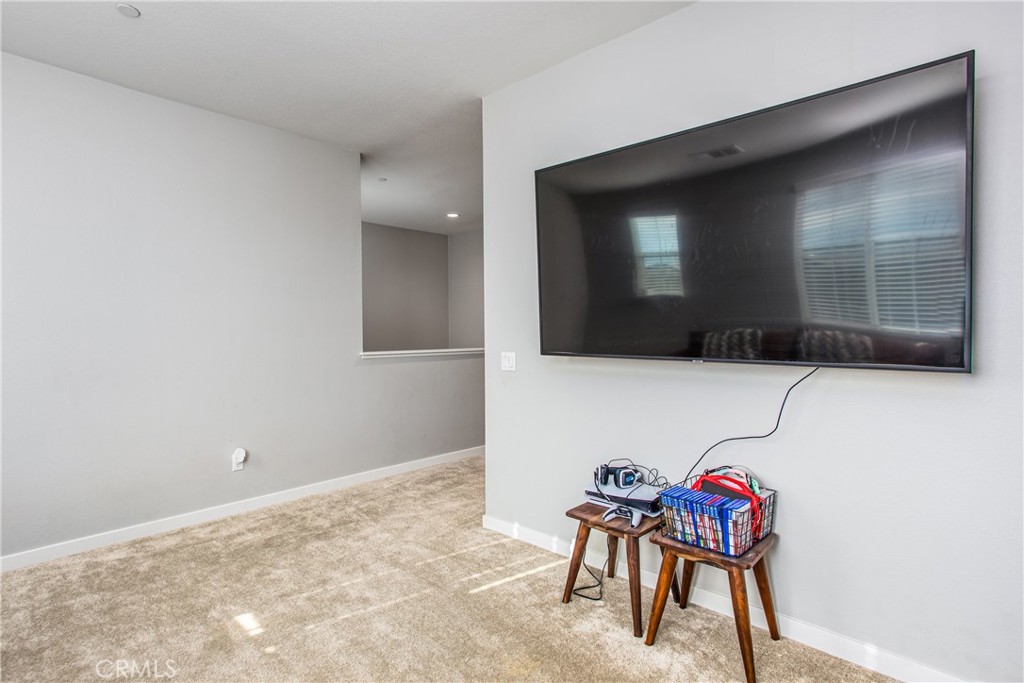 35232 Zachary Way Property Photo 15