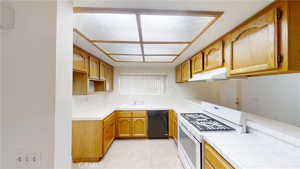 11847 3rd Street Property Photo 4
