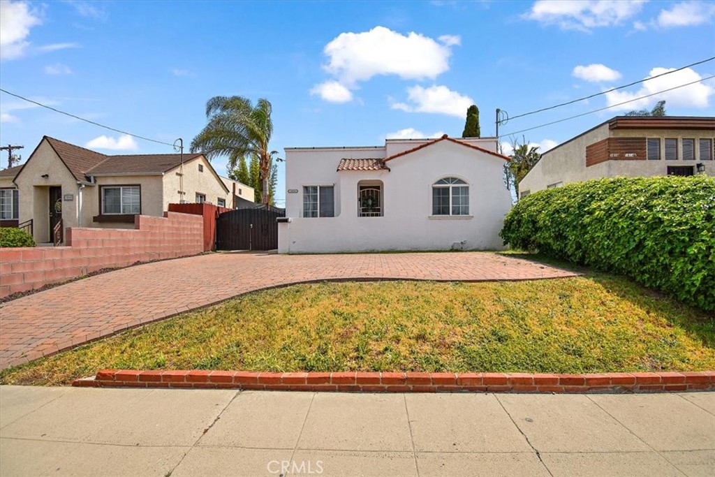 1610 W 216th Street Property Photo