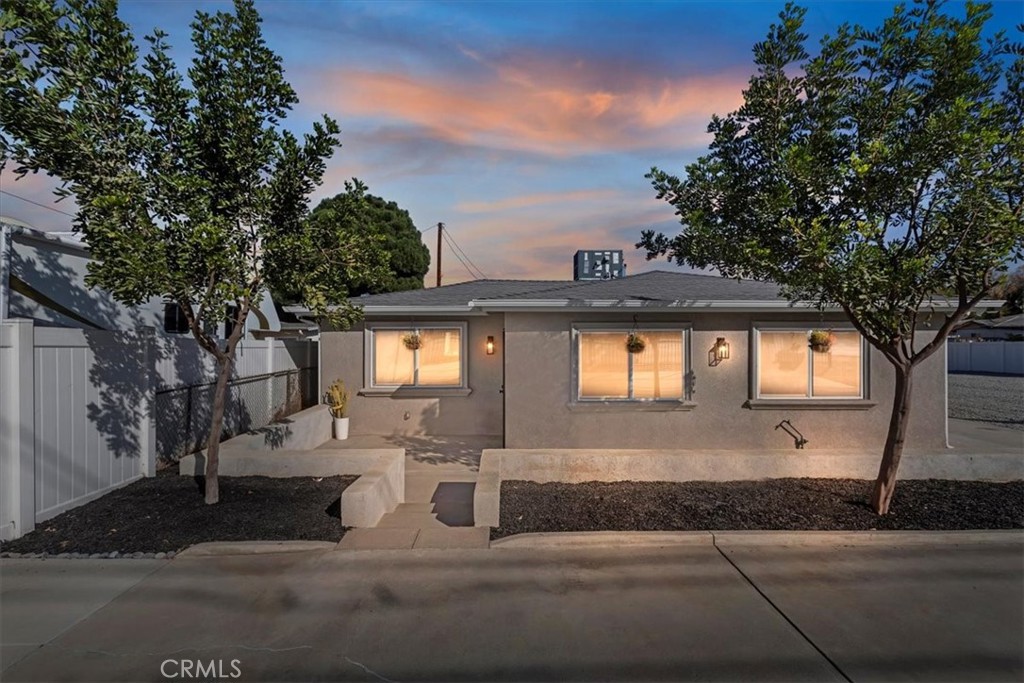 19594 Temescal Canyon Road Property Photo 4