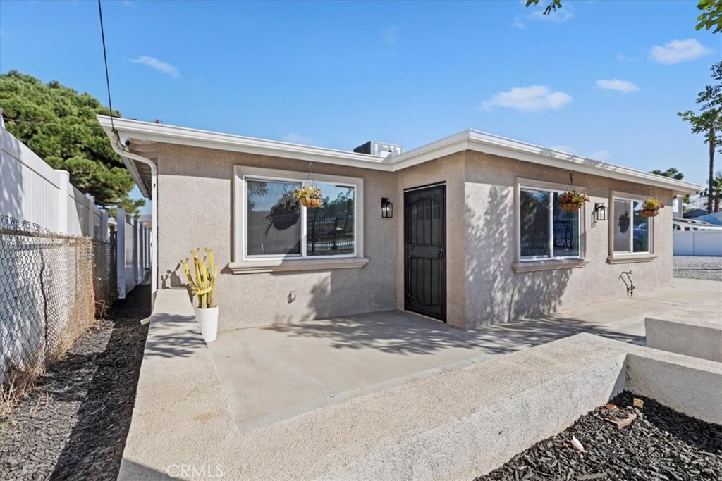 19594 Temescal Canyon Road Property Photo 7