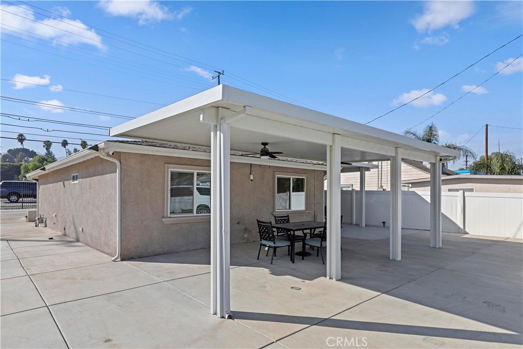 19594 Temescal Canyon Road Property Photo 17