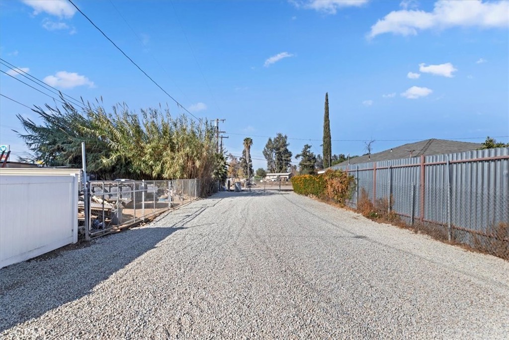 19594 Temescal Canyon Road Property Photo 22