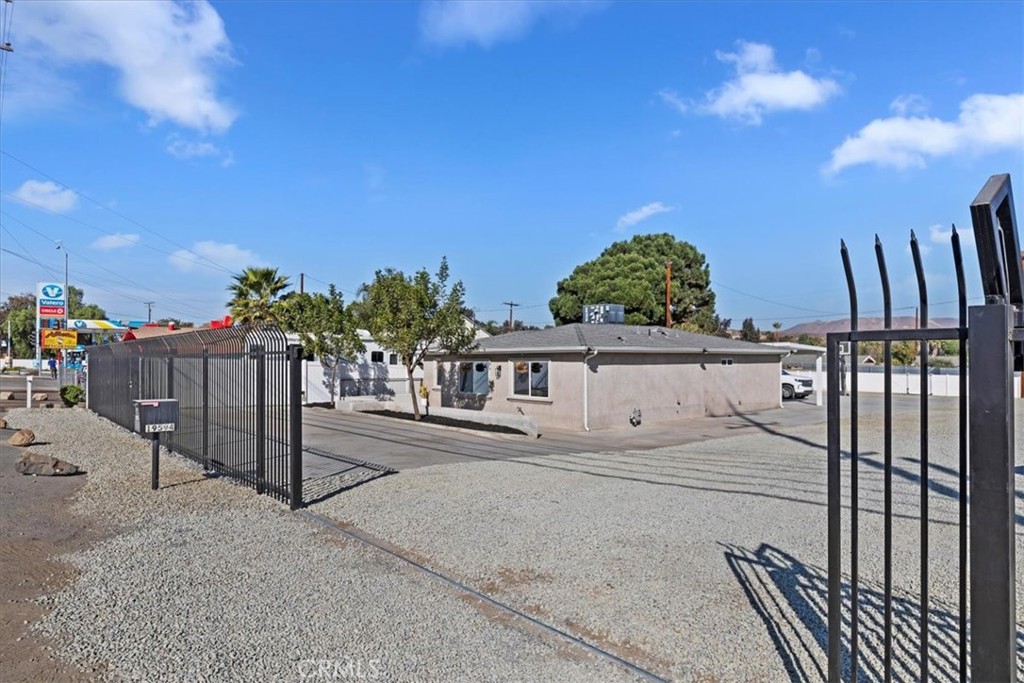 19594 Temescal Canyon Road Property Photo 26